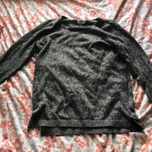 Knitted gray old navy lightweight sweater